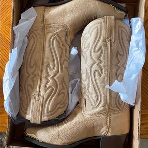 Vintage Trucker Treads size 9D cowboy boots